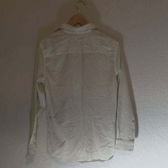 Classic White Women's Zara Shirt with Chevron Texture - Picture 2 of 3
